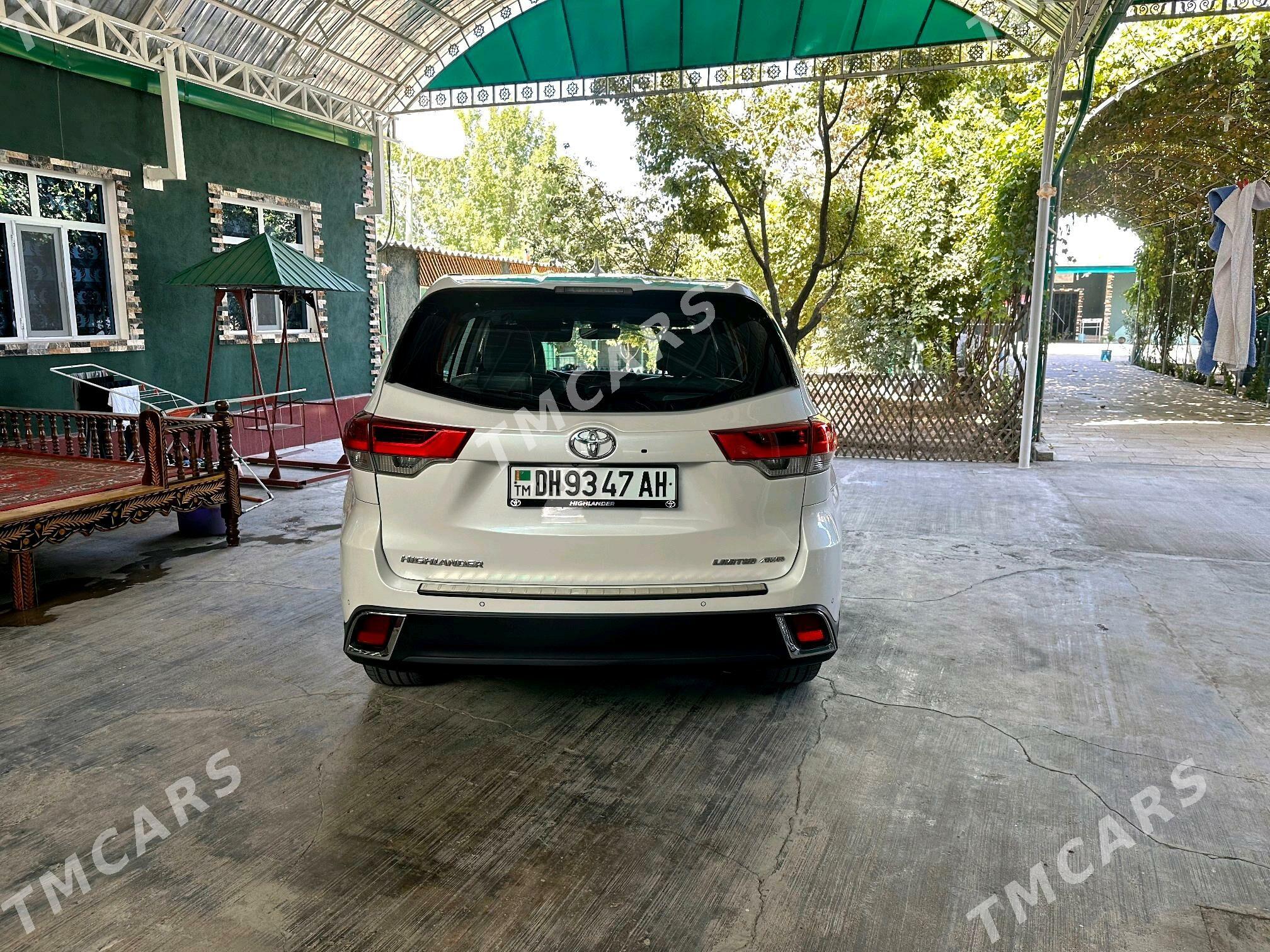 Toyota Highlander 2018 - 390 000 TMT - Gökdepe - img 5