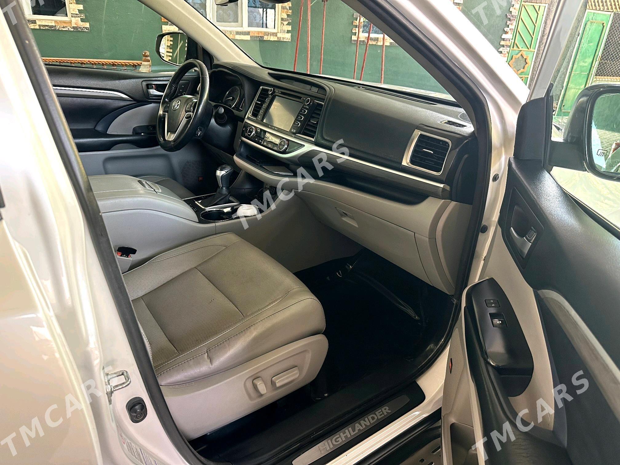 Toyota Highlander 2018 - 390 000 TMT - Gökdepe - img 6