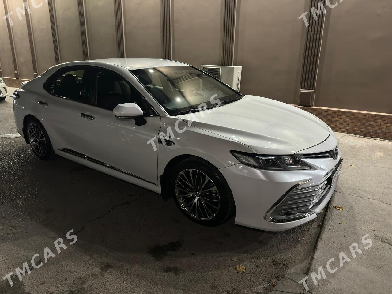 Toyota Camry 2021 - 264 000 TMT - Ашхабад - img 2