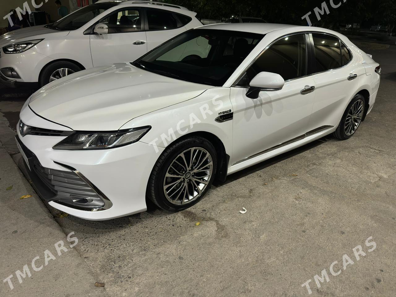 Toyota Camry 2021 - 264 000 TMT - Ашхабад - img 4