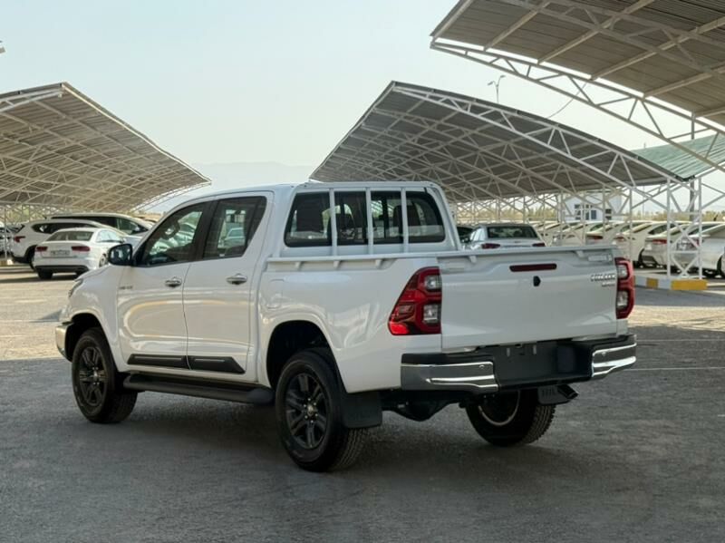 Toyota Hilux 2025 - 717 000 TMT - Ашхабад - img 4