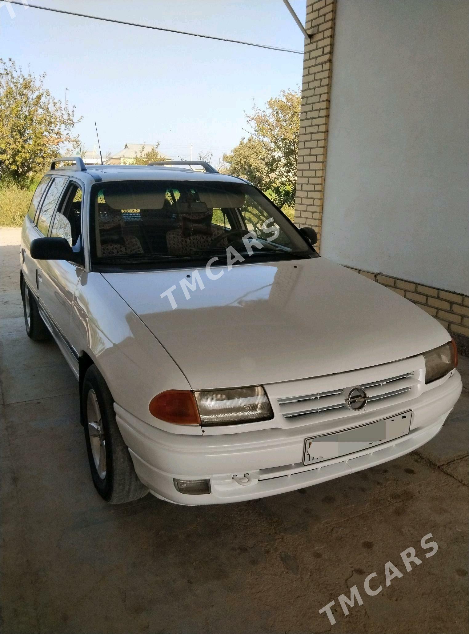 Opel Astra 1993 - 36 000 TMT - Мары - img 4