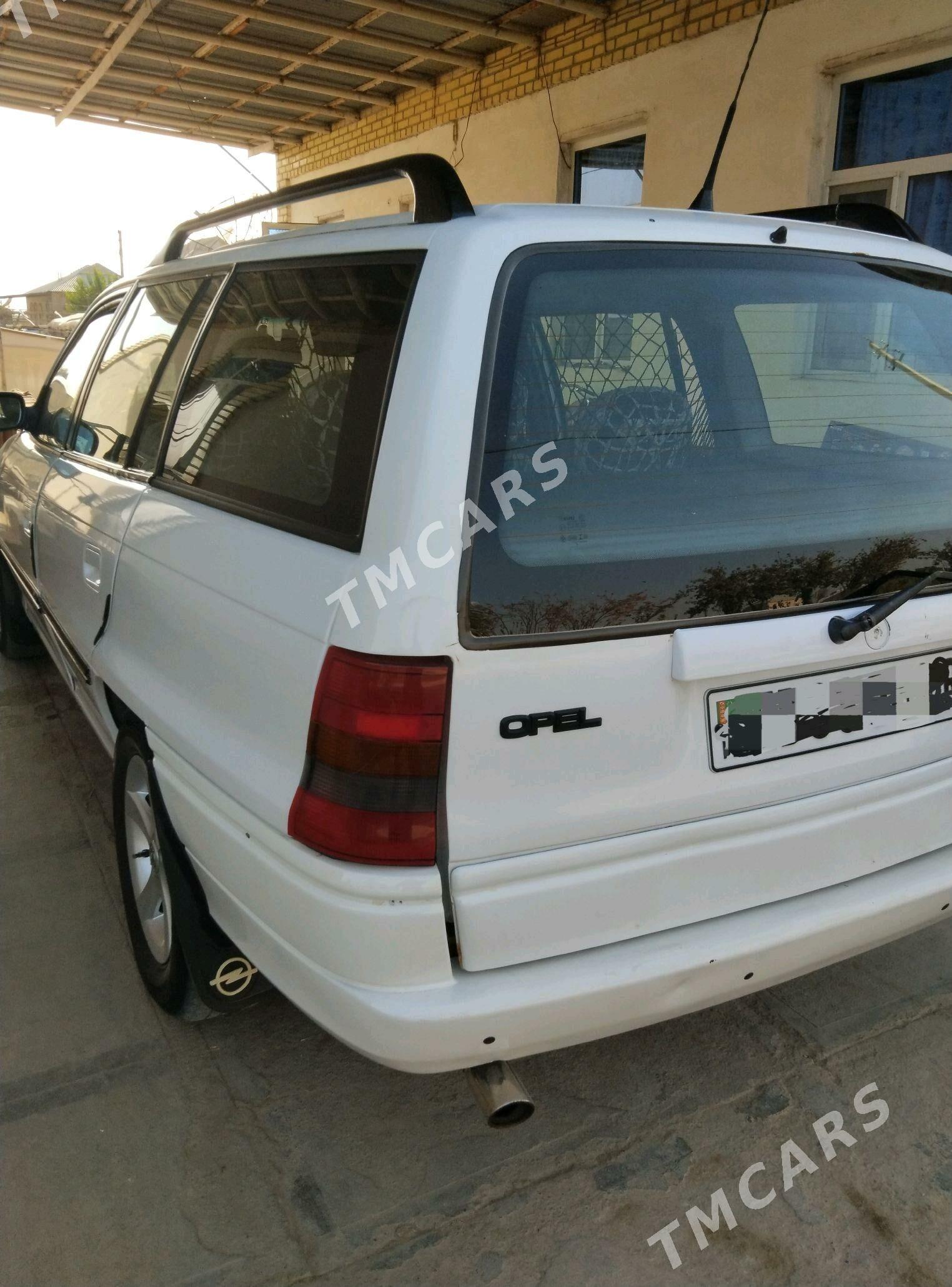 Opel Astra 1993 - 36 000 TMT - Мары - img 5