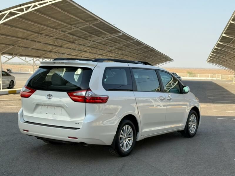 Toyota Sienna 2017 - 392 000 TMT - Aşgabat - img 4