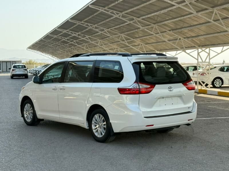 Toyota Sienna 2017 - 392 000 TMT - Aşgabat - img 6