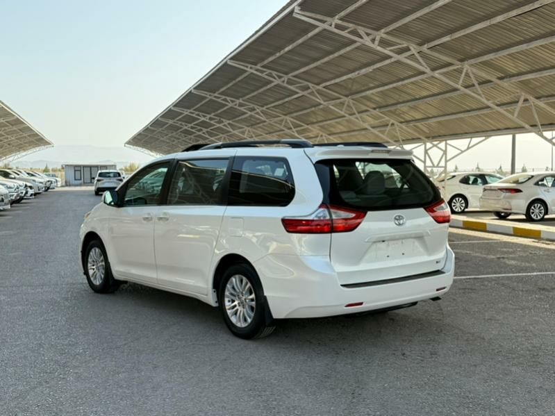 Toyota Sienna 2017 - 392 000 TMT - Aşgabat - img 7
