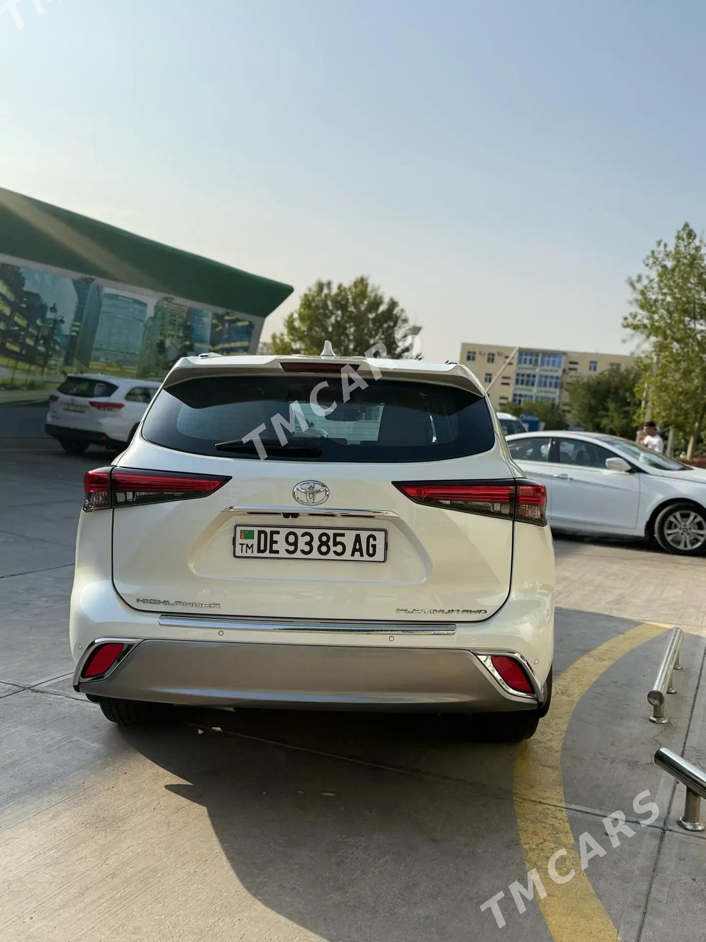 Toyota Highlander 2021 - 685 000 TMT - Aşgabat - img 2