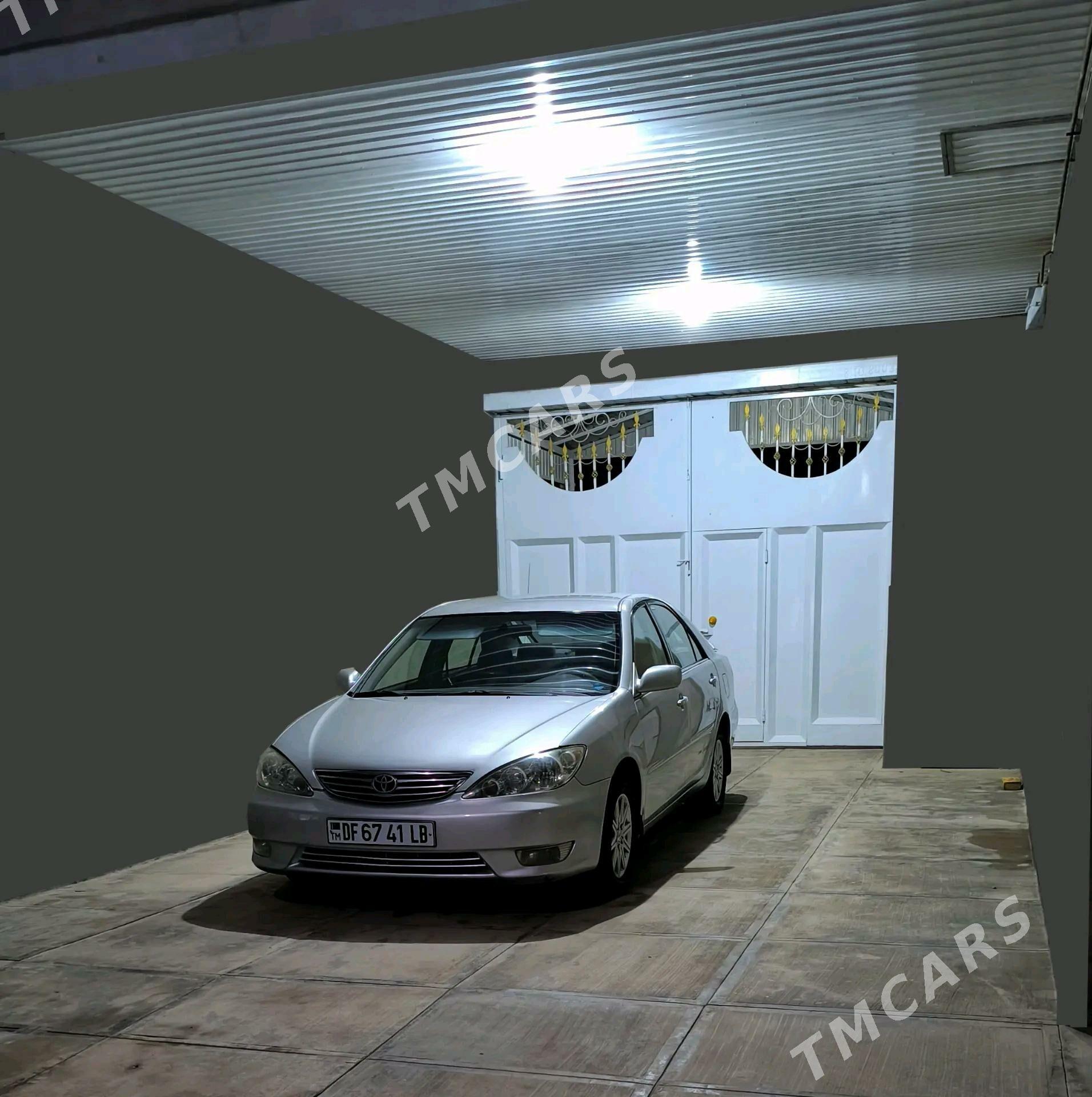 Toyota Camry 2005 - 167 000 TMT - Halaç - img 3