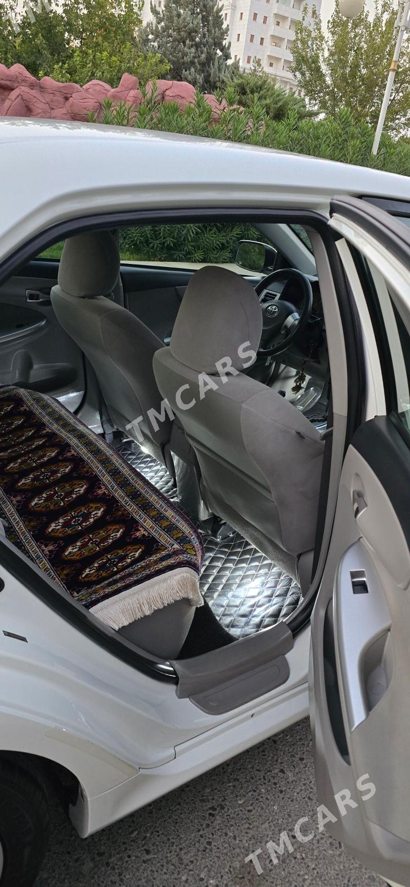 Toyota Corolla 2011 - 205 000 TMT - Ашхабад - img 3