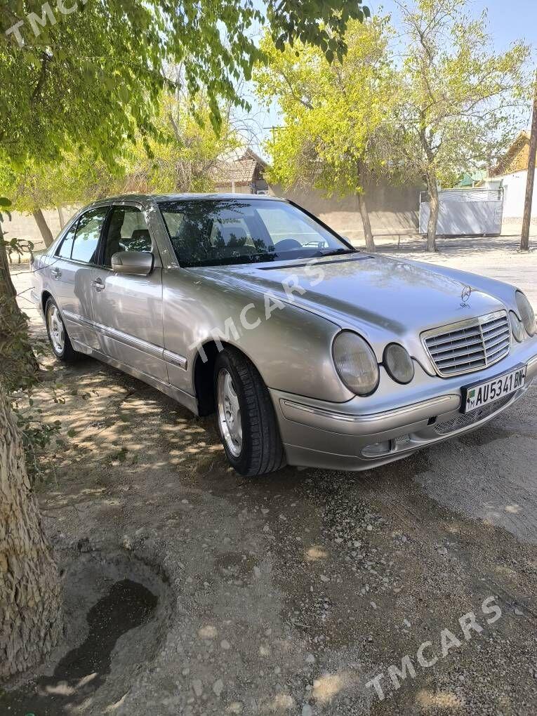 Mercedes-Benz 230E 2001 - 110 000 TMT - Balkanabat - img 7