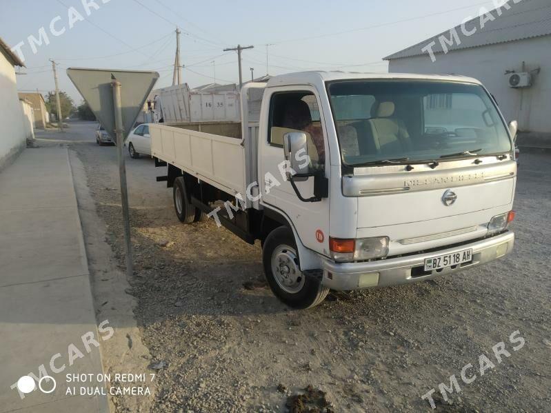Mitsubishi Canter 2003 - 260 000 TMT - Tejen - img 7