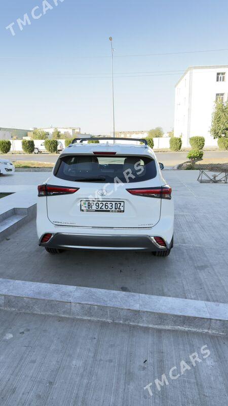 Toyota Highlander 2021 - 550 000 TMT - Дашогуз - img 9