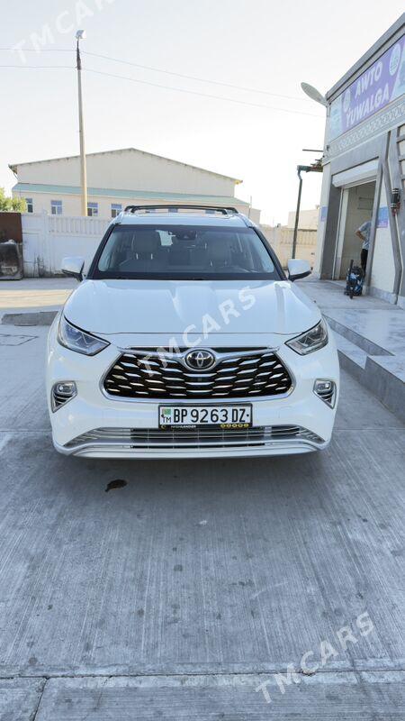 Toyota Highlander 2021 - 550 000 TMT - Дашогуз - img 10