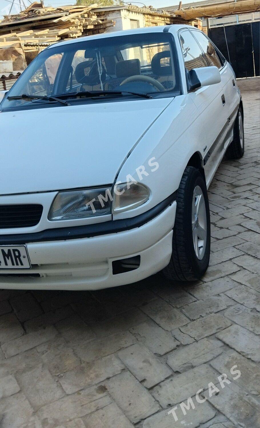 Opel Astra 1992 - 40 000 TMT - Ýolöten - img 2