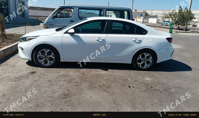 Kia Forte 2021 - 240 000 TMT - Дашогуз - img 4
