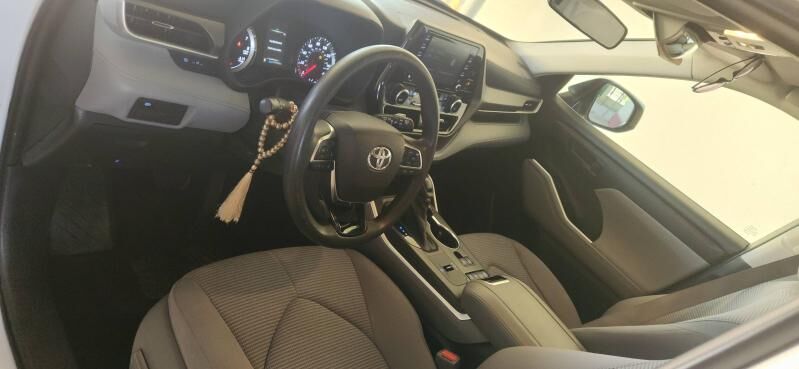 Toyota Highlander 2021 - 459 000 TMT - Бузмеин - img 5
