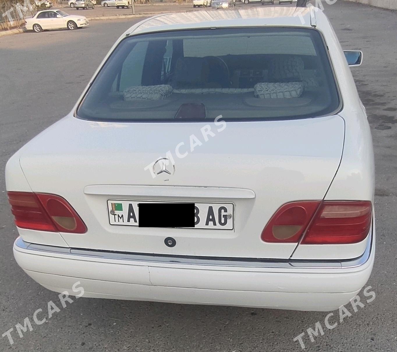 Mercedes-Benz E-Class 1997 - 71 000 TMT - Aşgabat - img 4