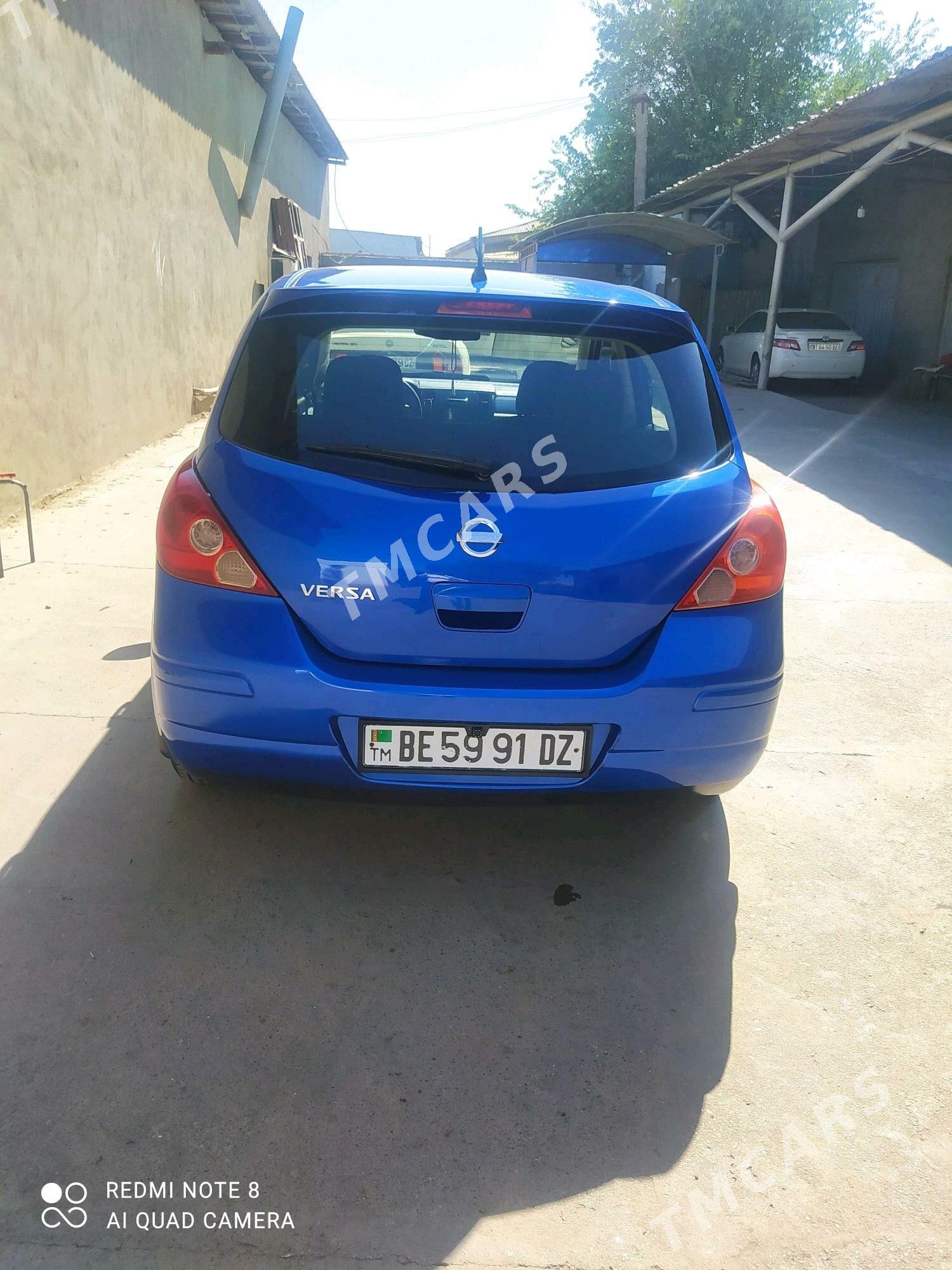 Nissan Versa 2011 - 116 000 TMT - Дашогуз - img 5