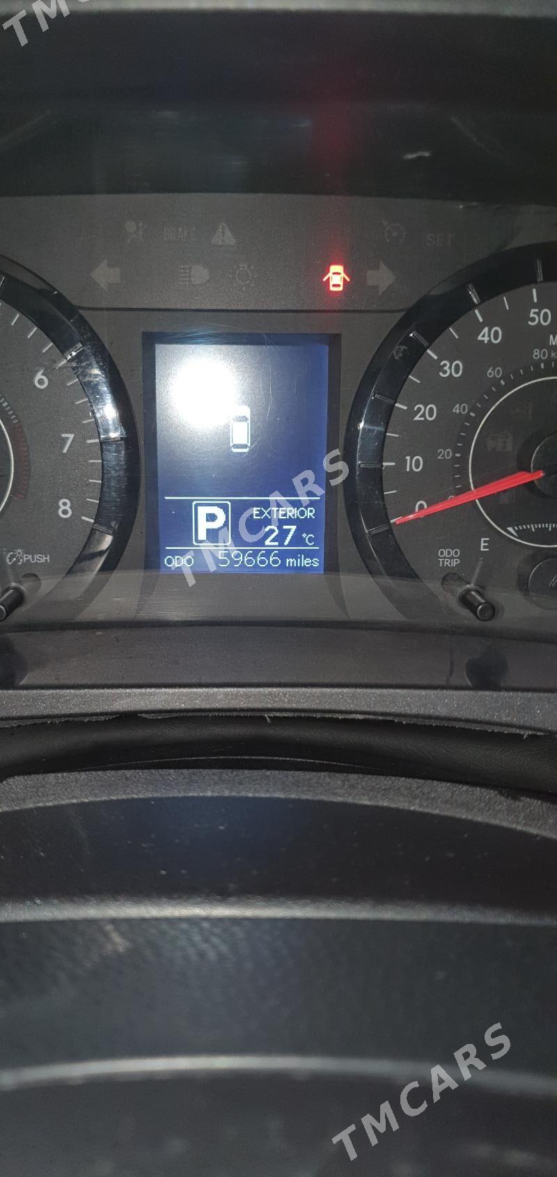 Toyota Sienna 2019 - 400 000 TMT - 30 мкр - img 8