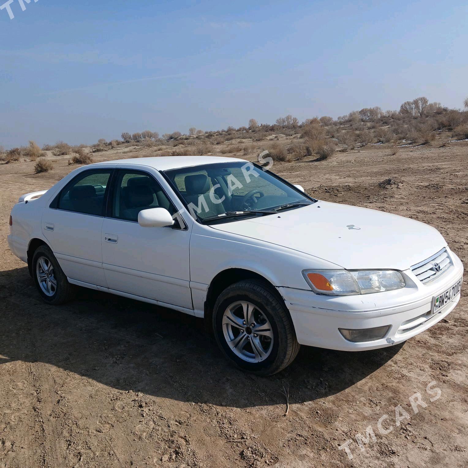 Toyota Camry 2000 - 150 000 TMT - Акдепе - img 4