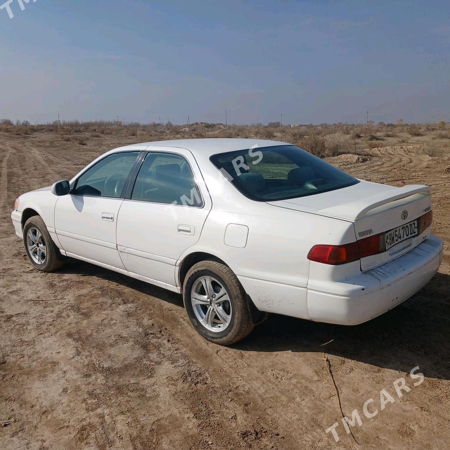 Toyota Camry 2000 - 150 000 TMT - Акдепе - img 6
