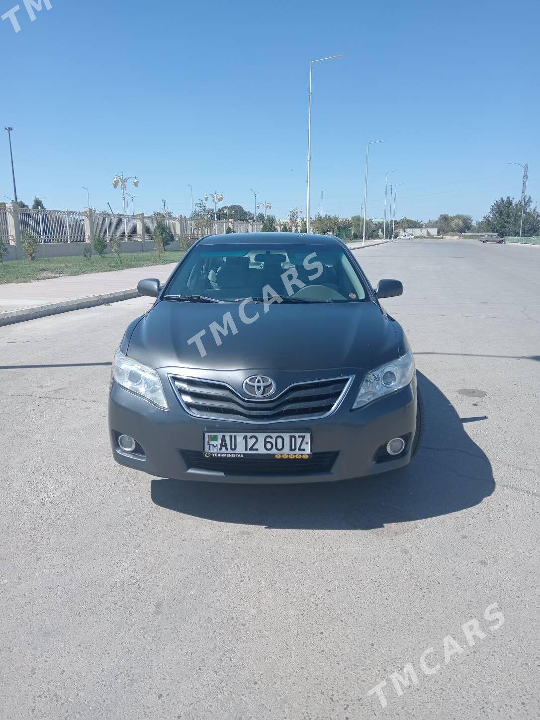 Toyota Camry 2011 - 180 000 TMT - Гурбансолтан Едже - img 2