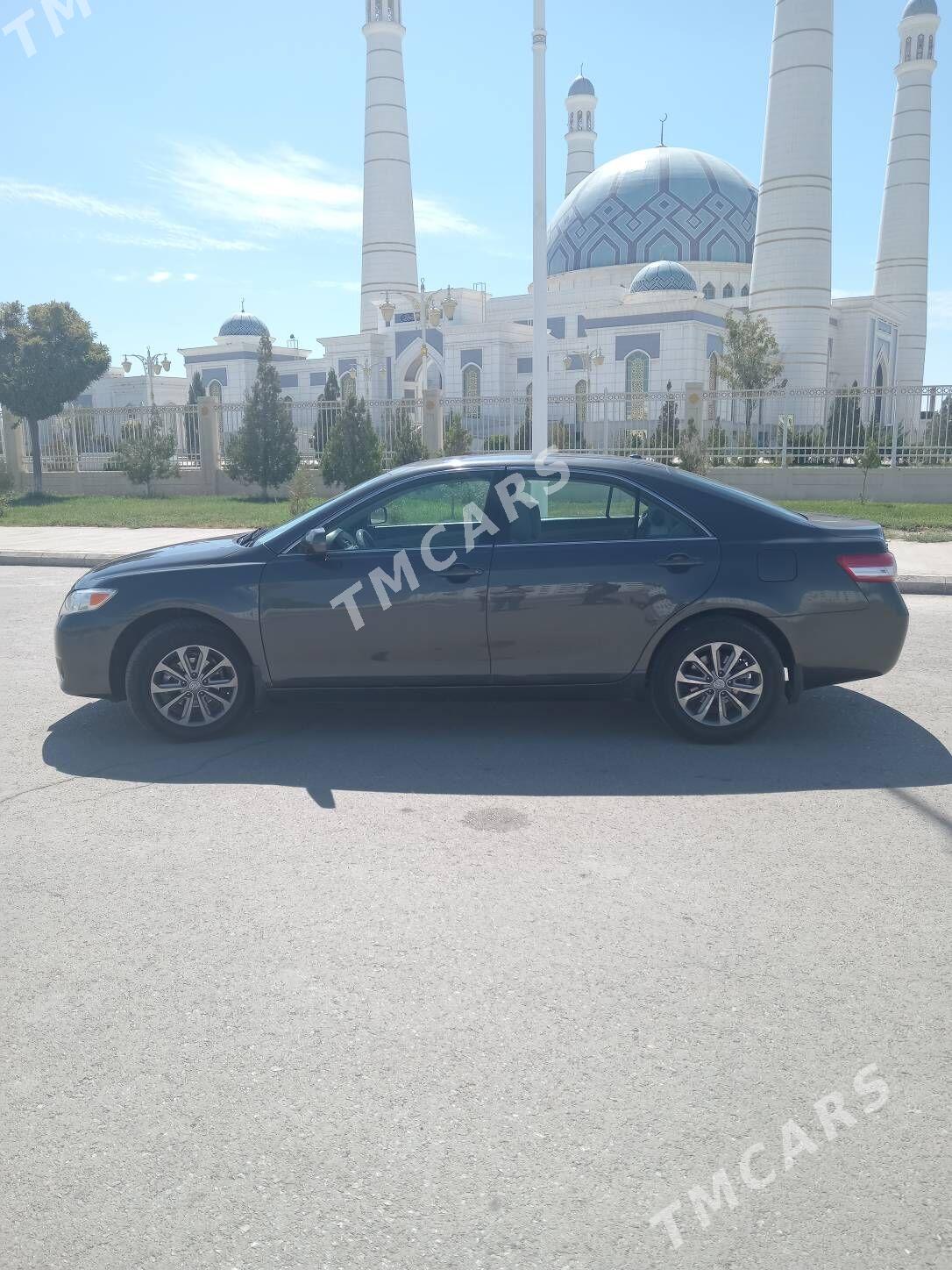 Toyota Camry 2011 - 180 000 TMT - Гурбансолтан Едже - img 3