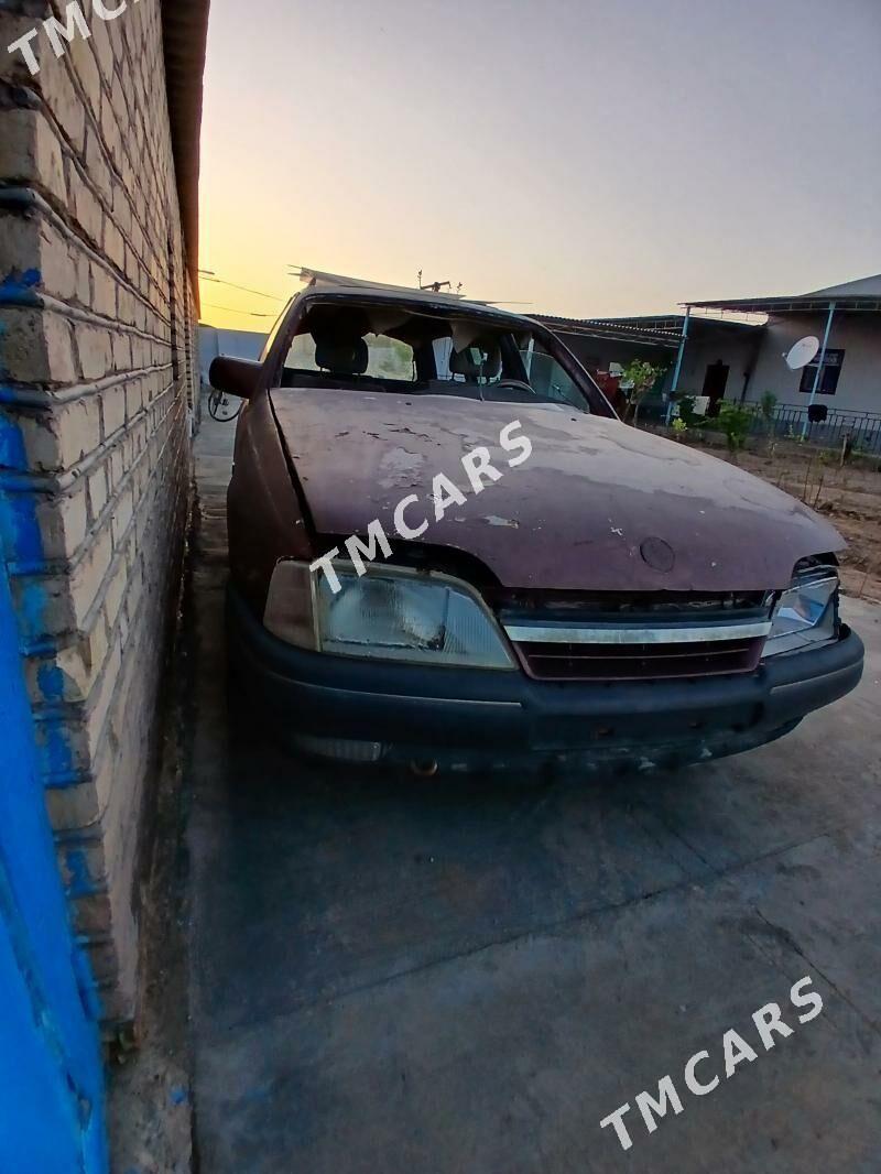 Opel Omega 1993 - 6 000 TMT - Серахс - img 5
