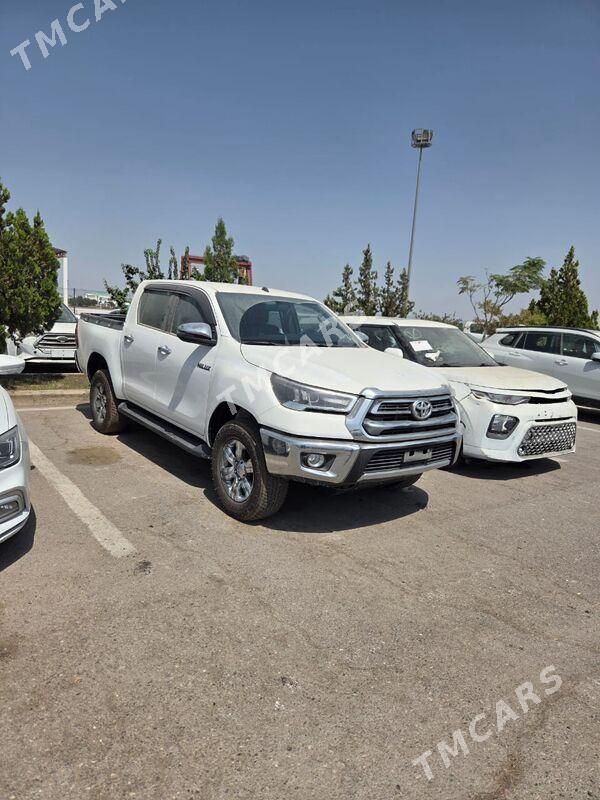 Toyota Hilux 2025 - 675 000 TMT - Ашхабад - img 3