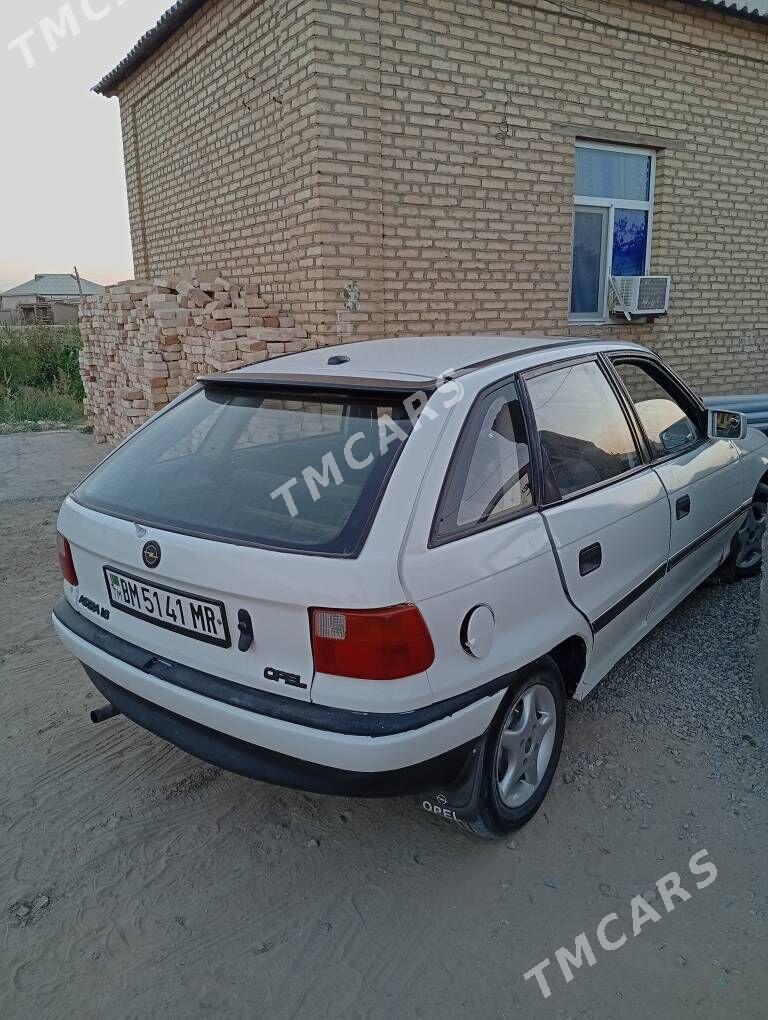 Opel Astra 1992 - 20 000 TMT - Mary - img 3