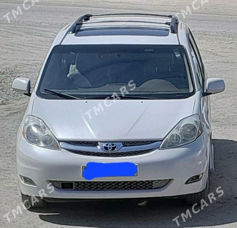 Toyota Sienna 2005 - 265 000 TMT - Hojambaz - img 3