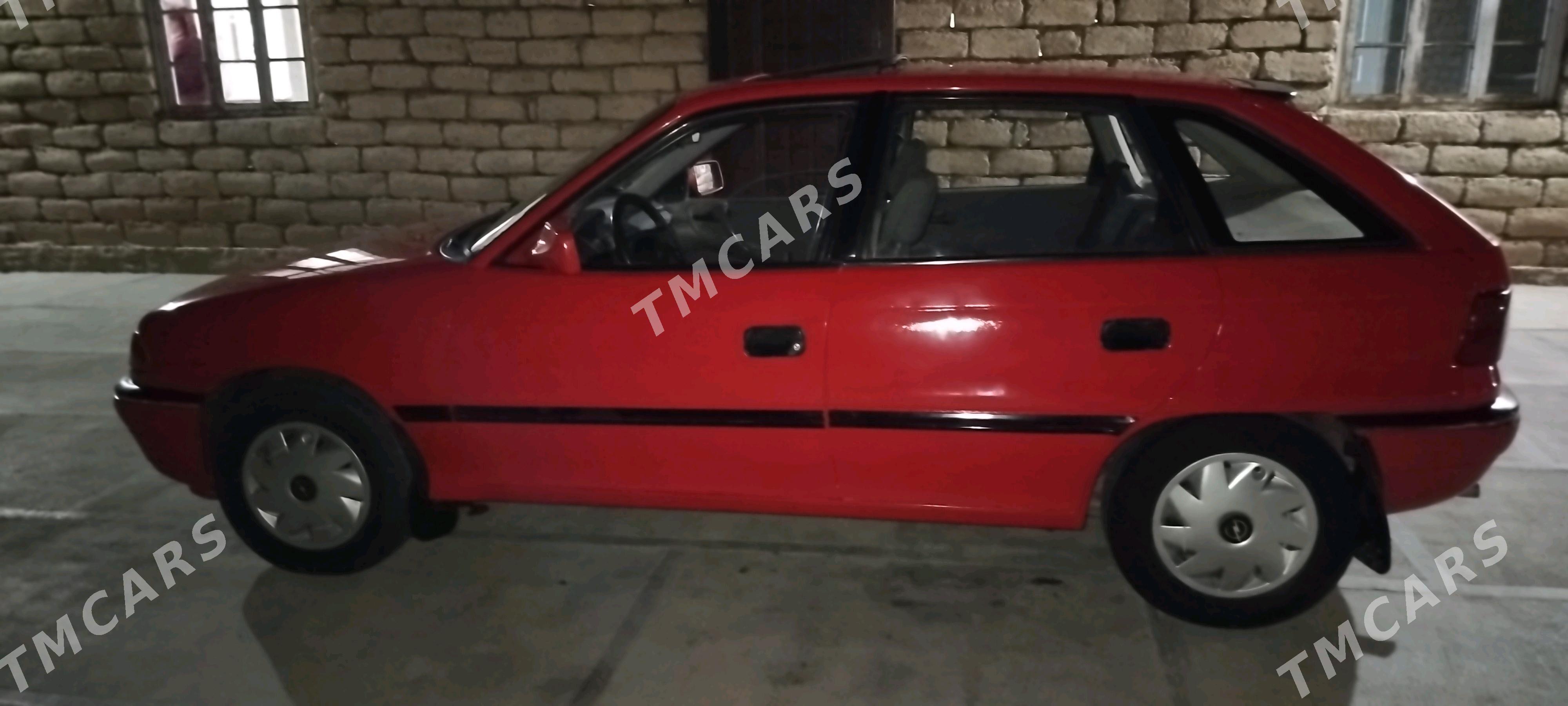 Opel Astra 1993 - 34 000 TMT - Mary - img 4
