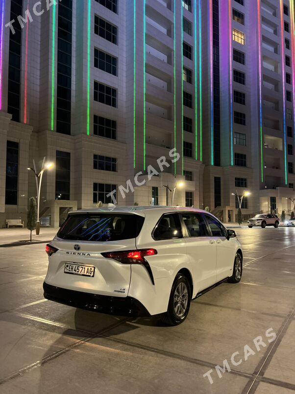 Toyota Sienna 2022 - 470 000 TMT - Ашхабад - img 2