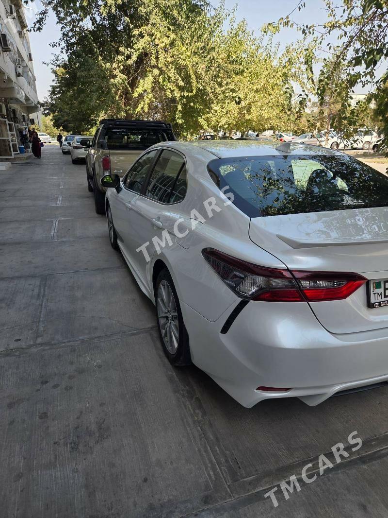 Toyota Camry 2022 - 330 000 TMT - Мары - img 4