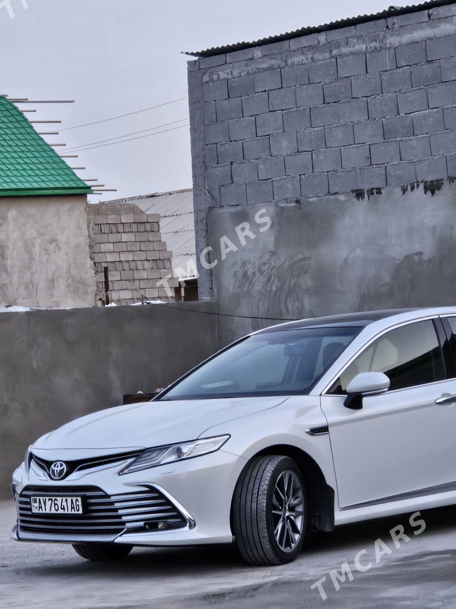 Toyota Camry 2024 - 775 000 TMT - Бузмеин ГРЭС - img 2