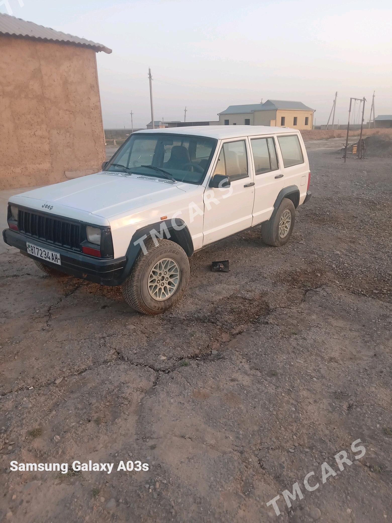 Jeep Cherokee 1996 - 20 000 TMT - Серахс - img 4
