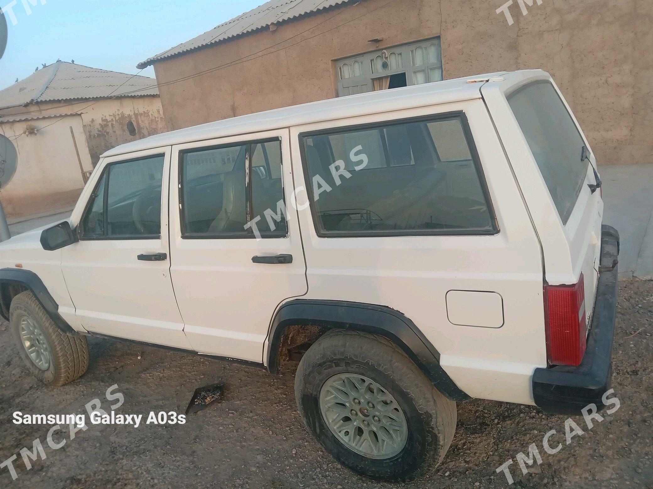 Jeep Cherokee 1996 - 20 000 TMT - Серахс - img 6