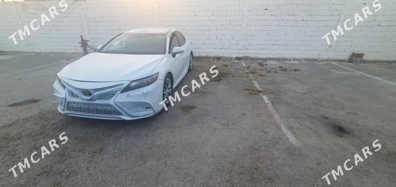 Toyota Camry 2021 - 219 000 TMT - Gökje - img 2