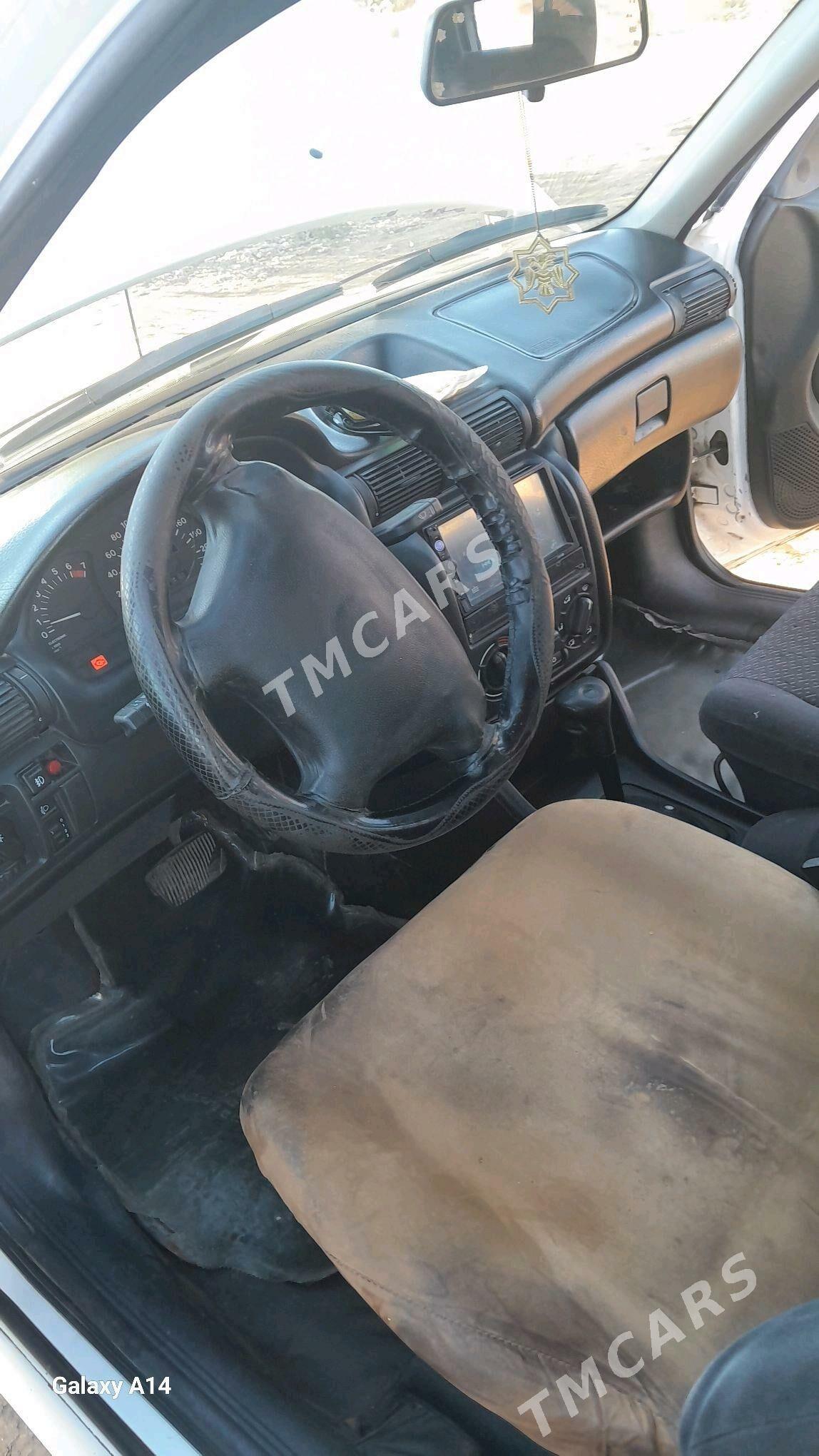 Opel Astra 1997 - 45 000 TMT - Дашогуз - img 4