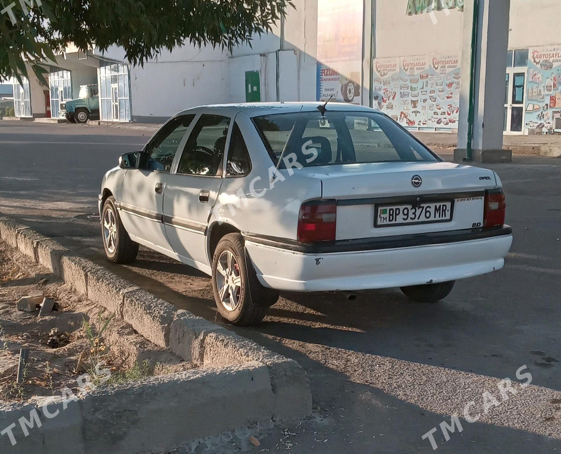 Opel Vectra 1990 - 35 000 TMT - Дашогуз - img 2
