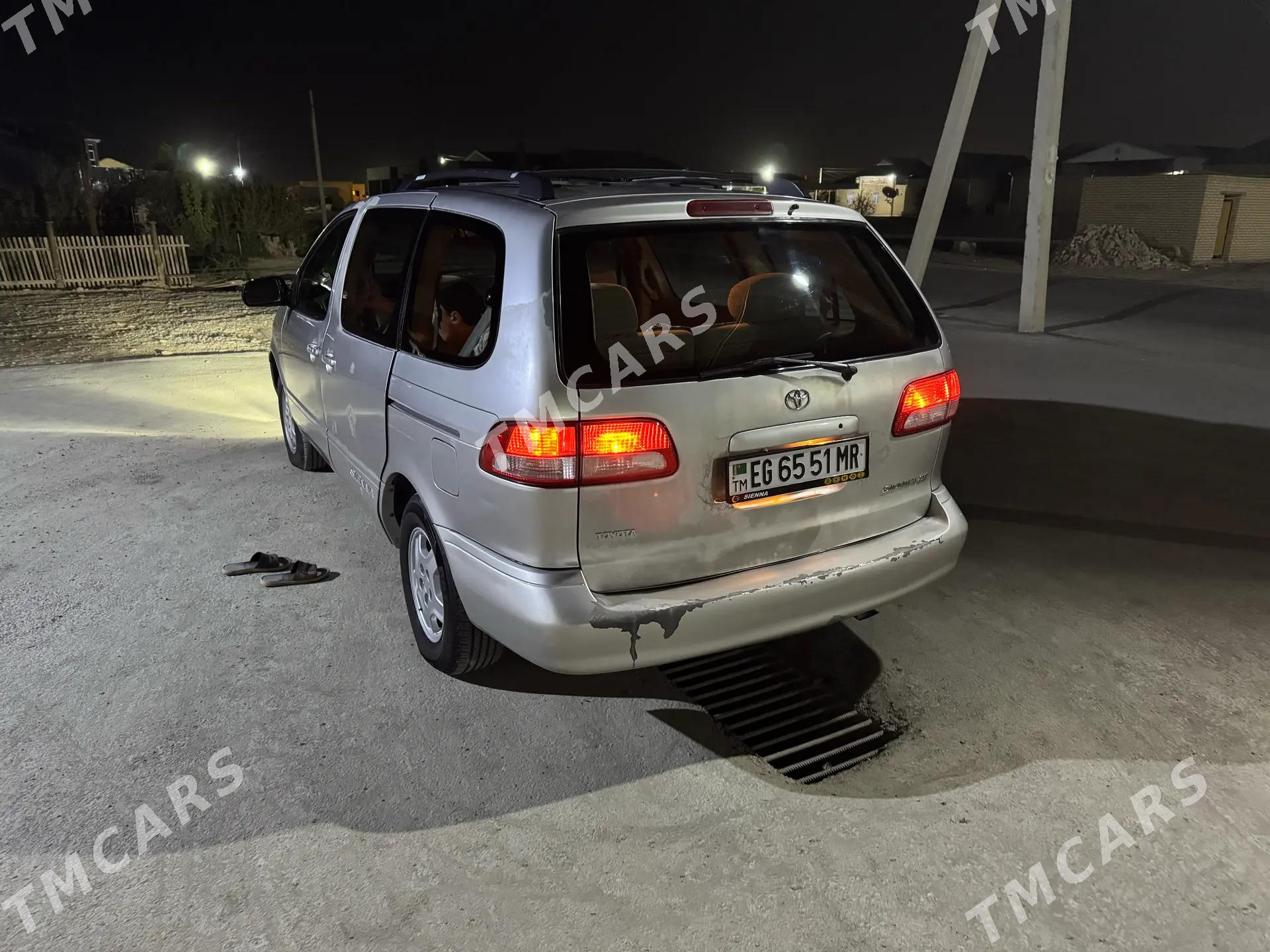 Toyota Sienna 2002 - 162 000 TMT - Mary - img 6