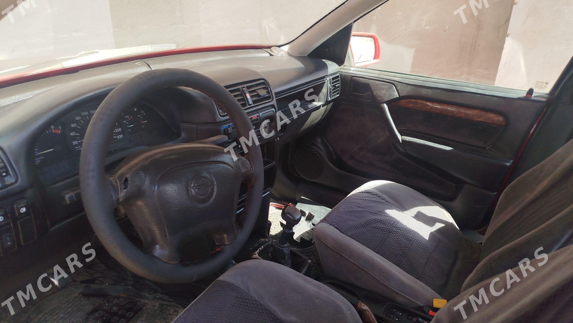 Opel Vectra 1995 - 38 000 TMT - Gubadag - img 7