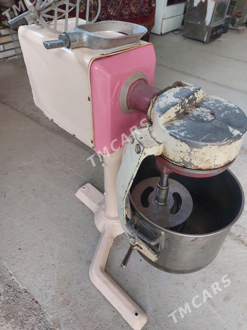 mesalka mikser 380v - Mary - img 2