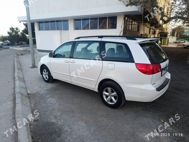 Toyota Sienna 2009 - 310 000 TMT - Türkmenbaşy - img 2