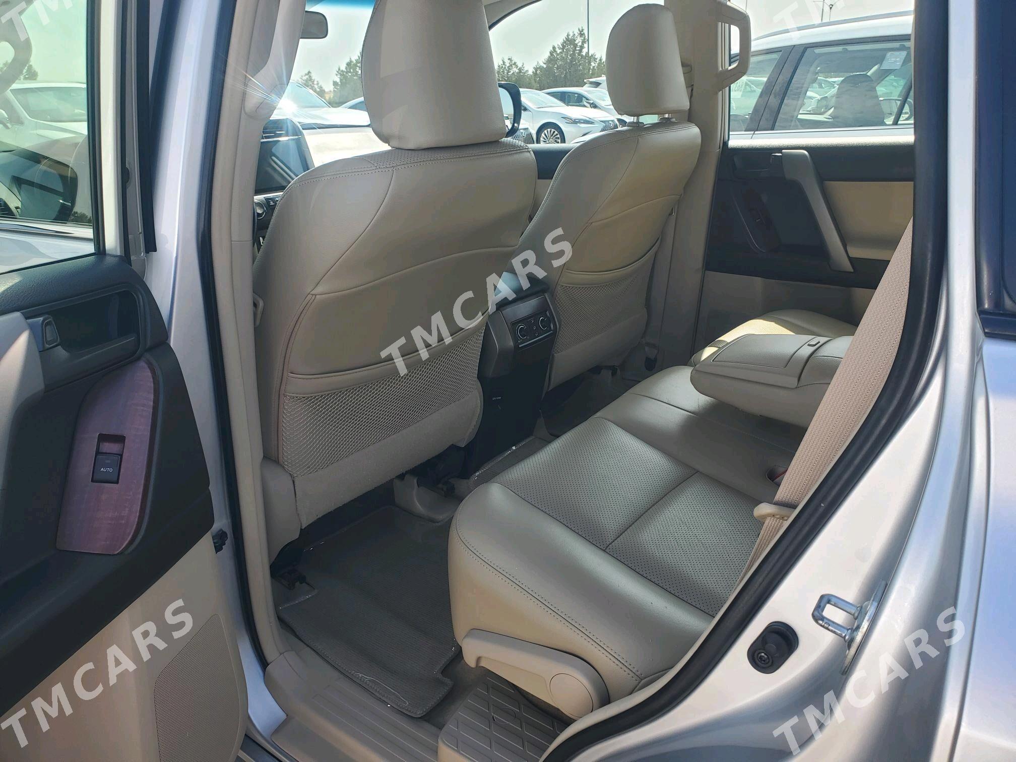 Toyota Land Cruiser Prado 2012 - 450 000 TMT - Aşgabat - img 4