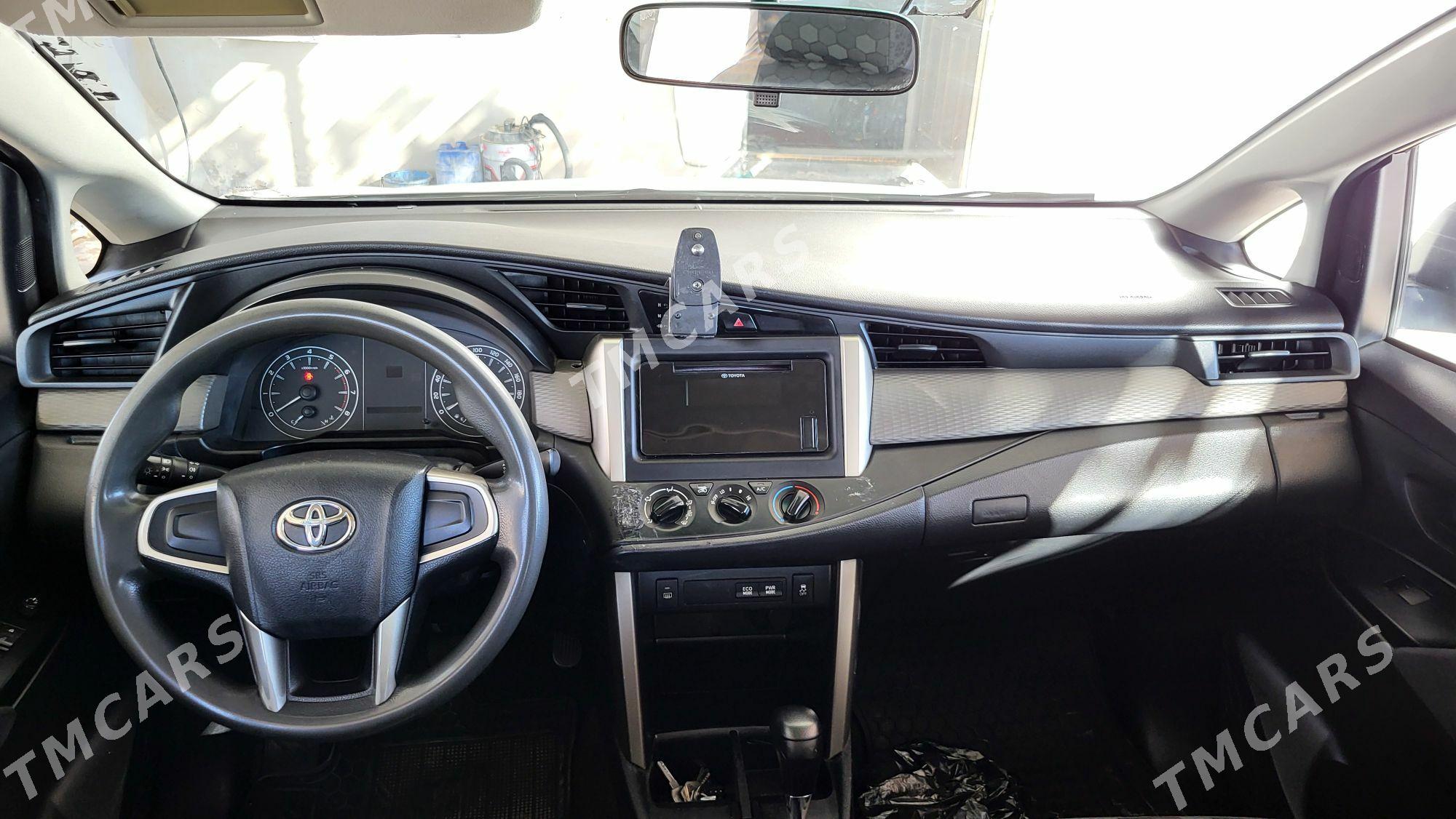 Toyota Innova 2021 - 250 000 TMT - Kerki - img 1