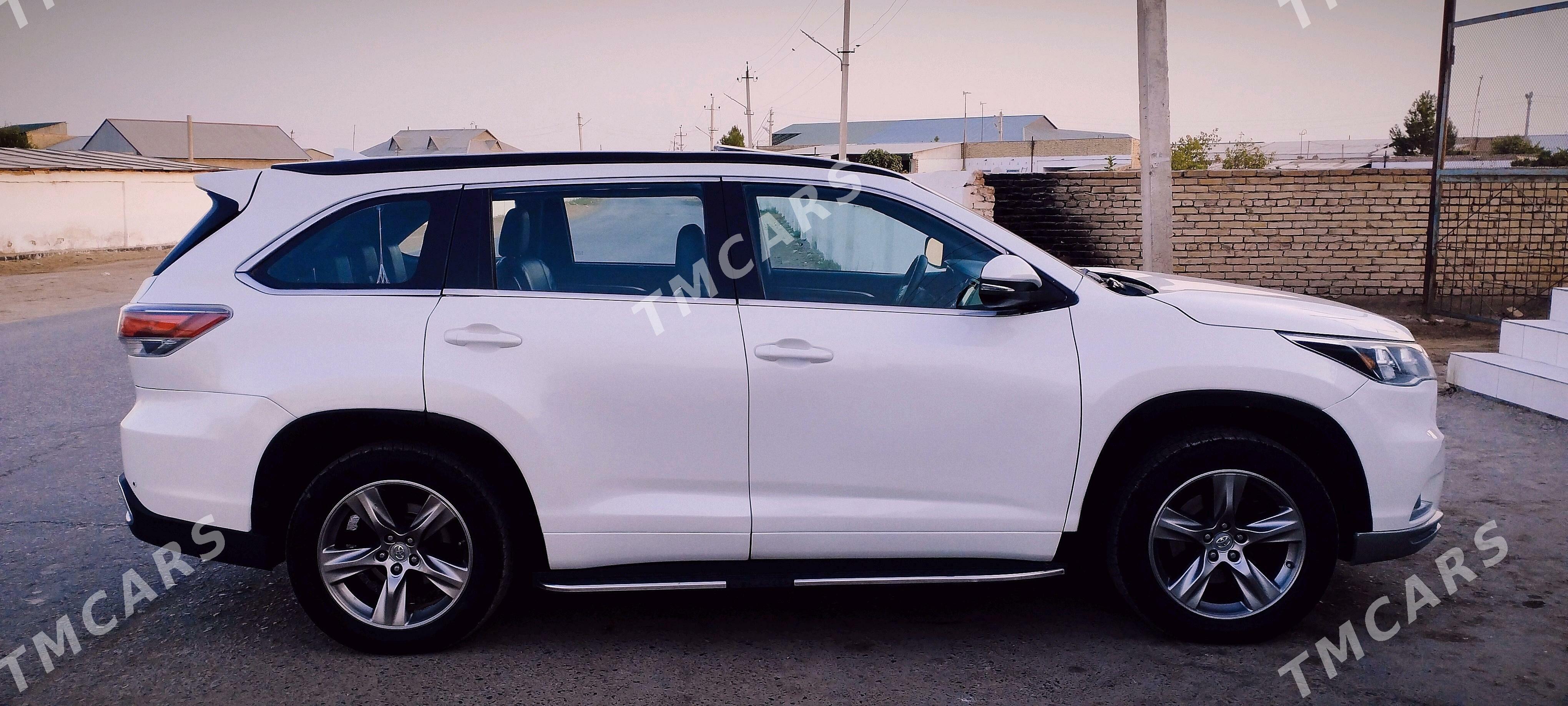 Toyota Highlander 2014 - 320 000 TMT - Türkmenabat - img 8