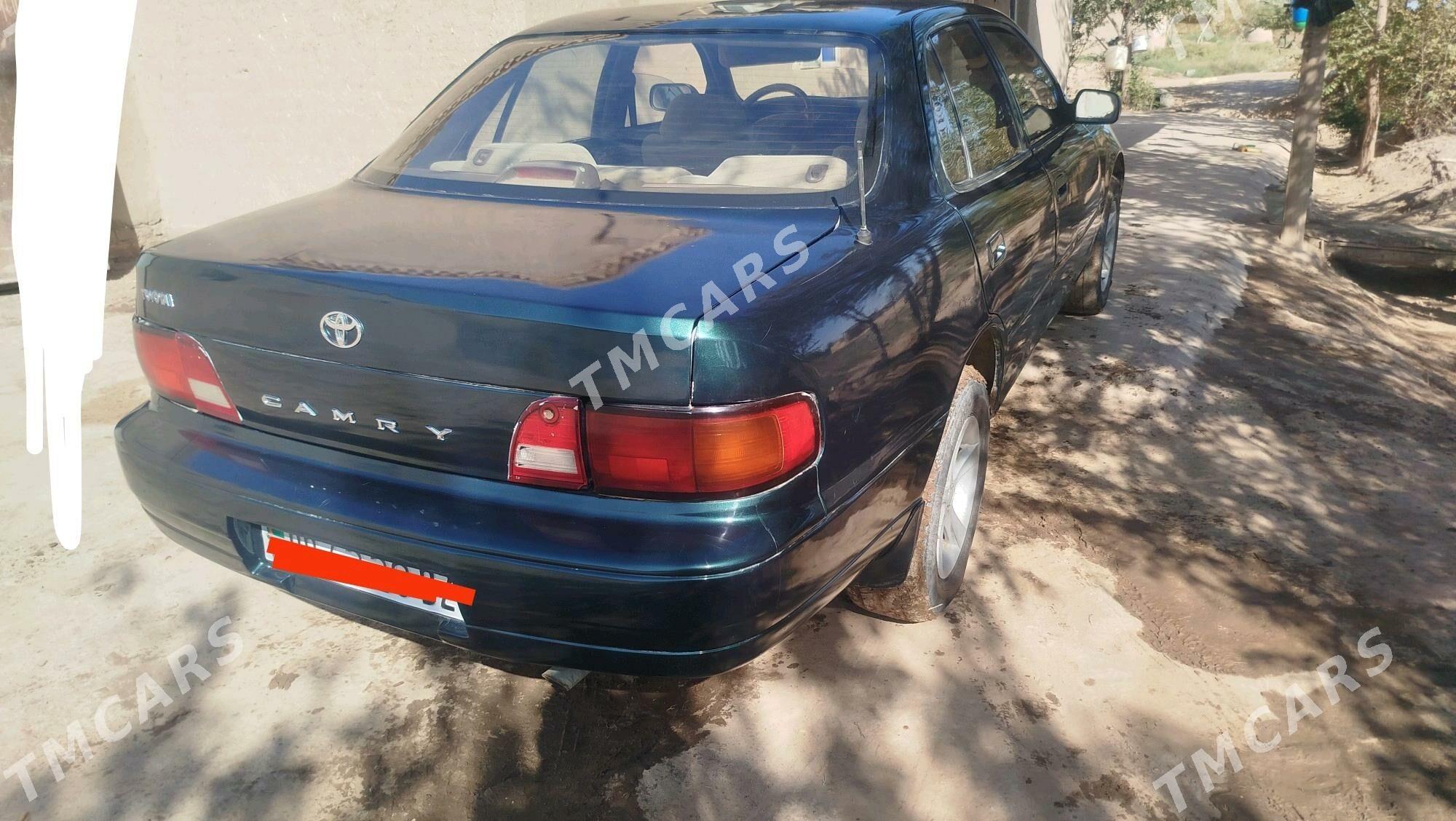 Toyota Camry 1995 - 80 000 TMT - Акдепе - img 5