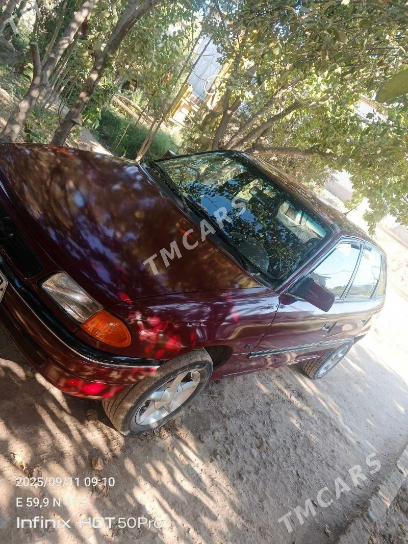 Opel Astra 1992 - 34 000 TMT - Дашогуз - img 3
