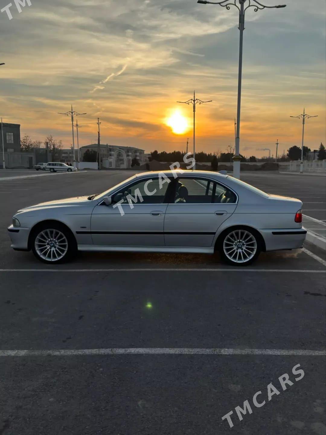 BMW 525 2000 - 105 000 TMT - Туркменабат - img 1